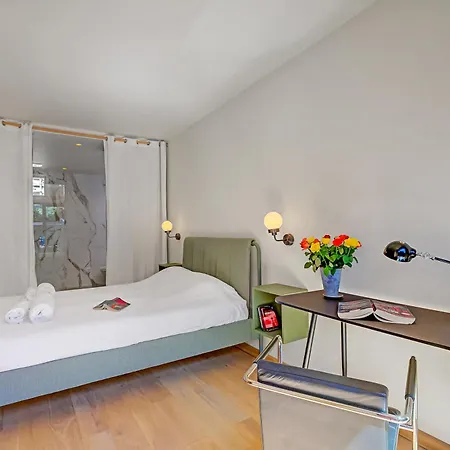 Artful Loft Retreat - Terrace, Parking - Happy Villa *