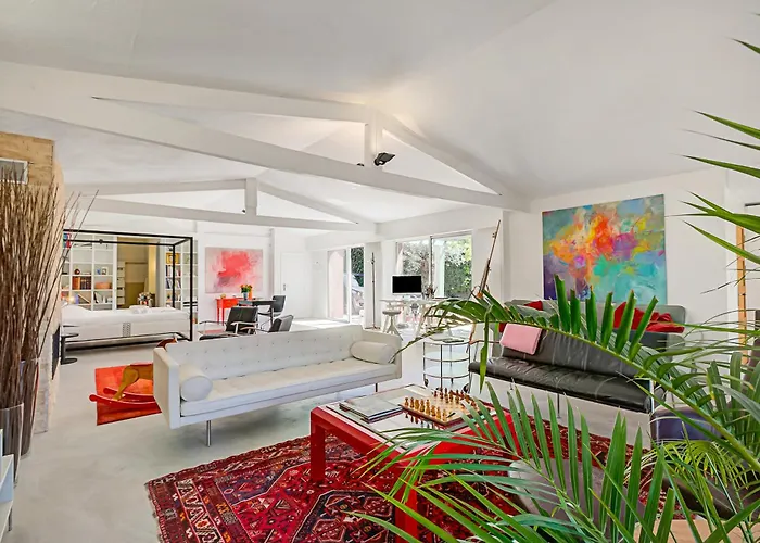 Antibes Loft Retreat - Happy Apartment *